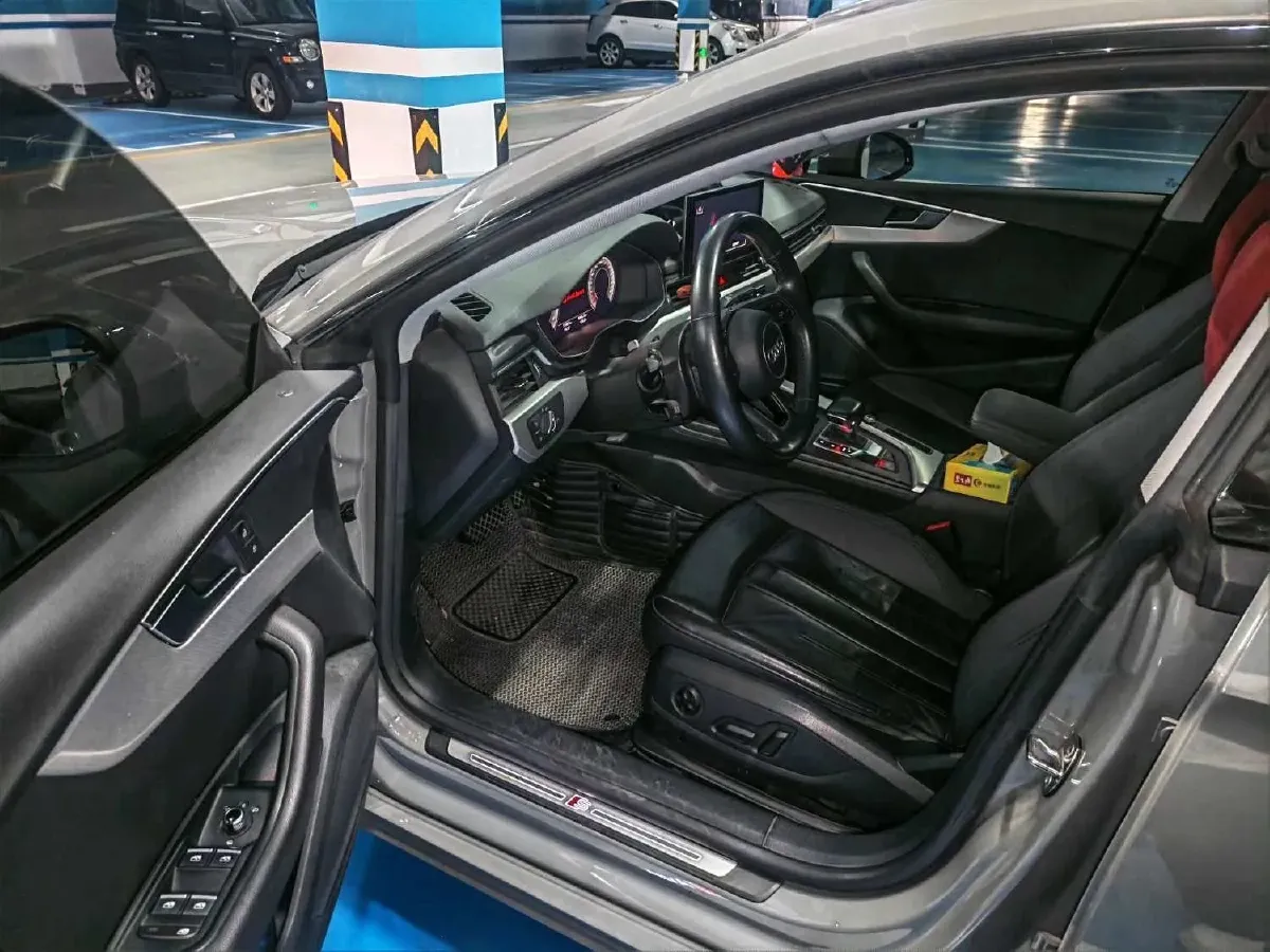 2021 Audi A5 2.0T 204HP L4 7DCT,autocango,china used car exporter,china ev exporter,chinese used car exporter,chinese used ev exporter