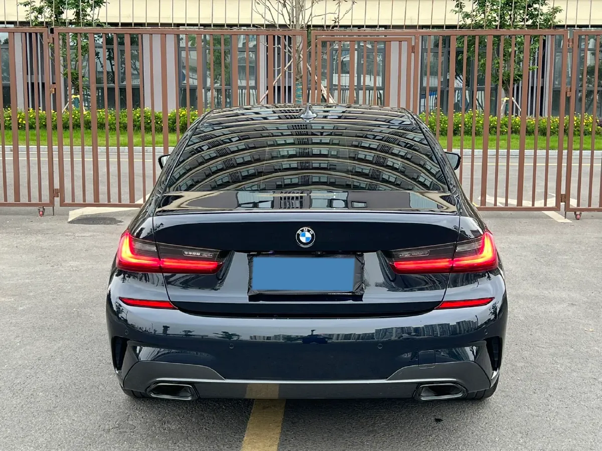 2022 BMW 3 Series 2.0T 184HP L4 8AT,autocango,china used car exporter,china ev exporter,chinese used car exporter,chinese used ev exporter