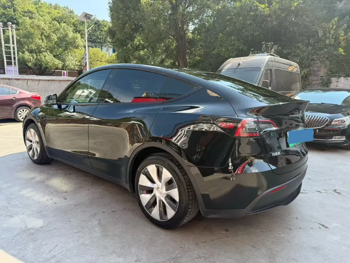 2022 Tesla Model Y BEV 60KWH,autocango,china used car exporter,china ev exporter,chinese used car exporter,chinese used ev exporter