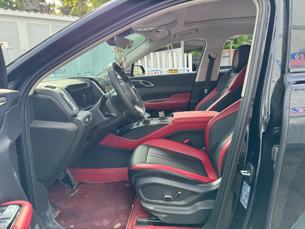 2023 HongQi HS3 1.5T 169HP L4 7DCT,autocango,china used car exporter,china ev exporter,chinese used car exporter,chinese used ev exporter