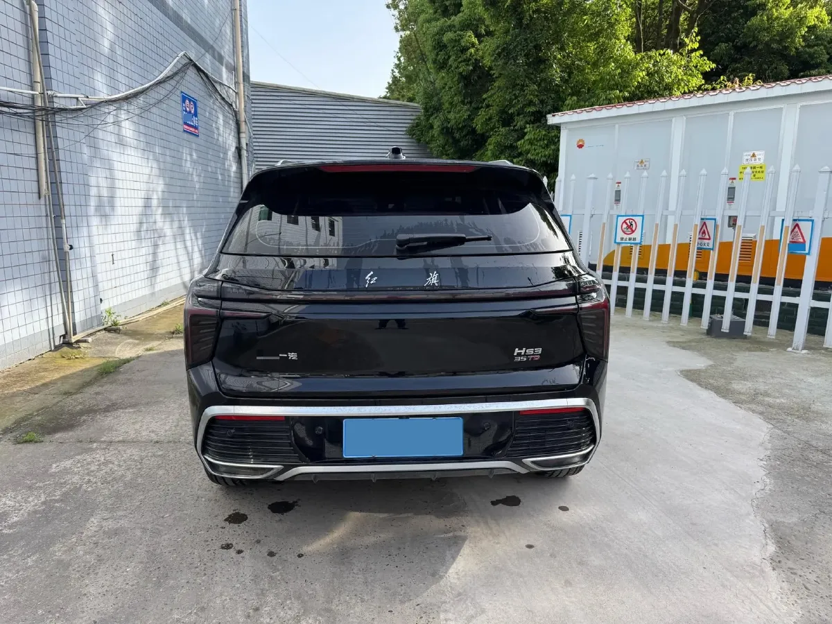 2023 HongQi HS3 1.5T 169HP L4 7DCT,autocango,china used car exporter,china ev exporter,chinese used car exporter,chinese used ev exporter