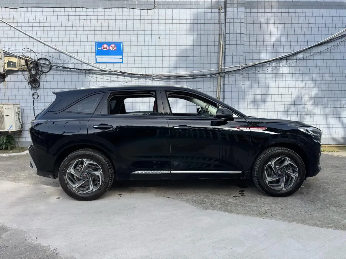 2023 HongQi HS3 1.5T 169HP L4 7DCT,autocango,china used car exporter,china ev exporter,chinese used car exporter,chinese used ev exporter