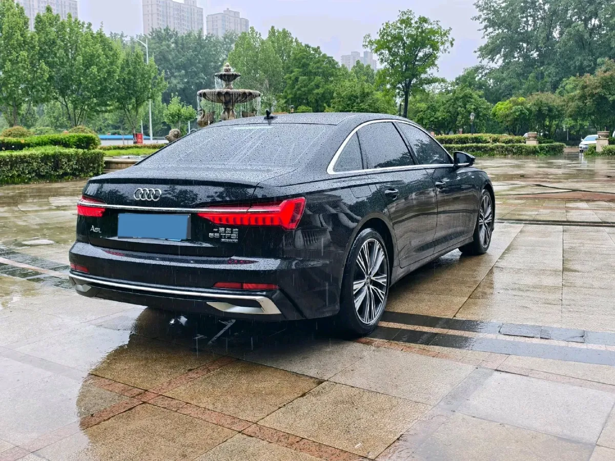 2024 Audi A6L 2.0T 245HP L4 7DCT,autocango,china used car exporter,china ev exporter,chinese used car exporter,chinese used ev exporter