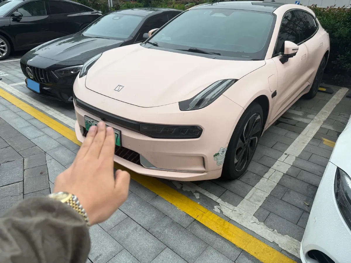 2022 Zeekr 001 BEV 100KWH,autocango,china used car exporter,china ev exporter,chinese used car exporter,chinese used ev exporter