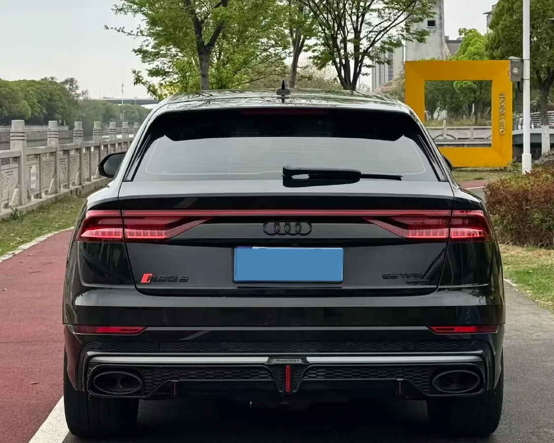 2022 Audi Q8 3.0T 340HP V6 8AT,autocango,china used car exporter,china ev exporter,chinese used car exporter,chinese used ev exporter