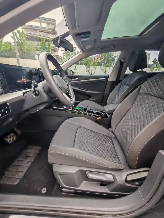 2022 Jetour DASHING i-DM 1.5T 156HP L4 3DHT PHEV 19.27KWH,autocango,china used car exporter,china ev exporter,chinese used car exporter,chinese used ev exporter