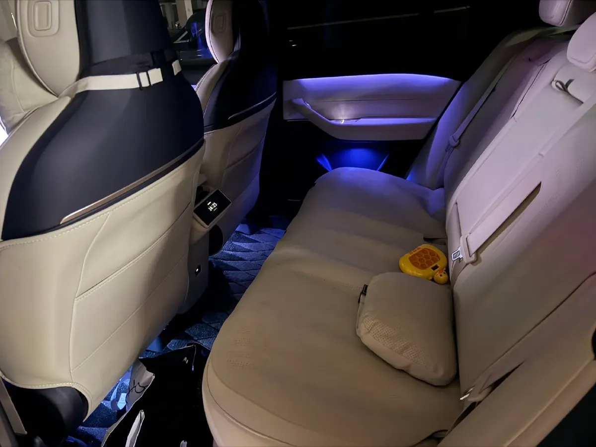 2024 NIO ES6 BEV 75KWH,autocango,china used car exporter,china ev exporter,chinese used car exporter,chinese used ev exporter