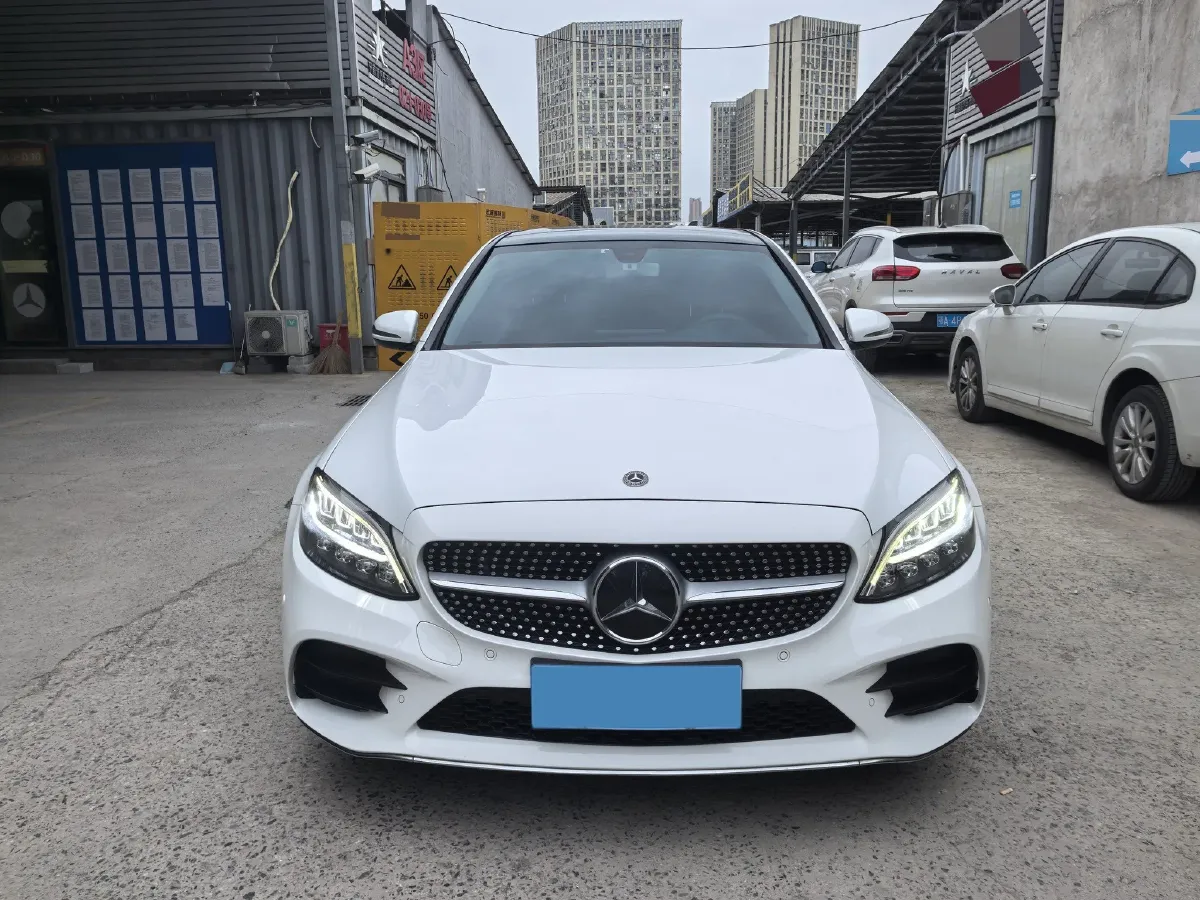 2020 Mercedes-Benz C Class 1.5T 184HP L4 9AT,autocango,china used car exporter,china ev exporter,chinese used car exporter,chinese used ev exporter