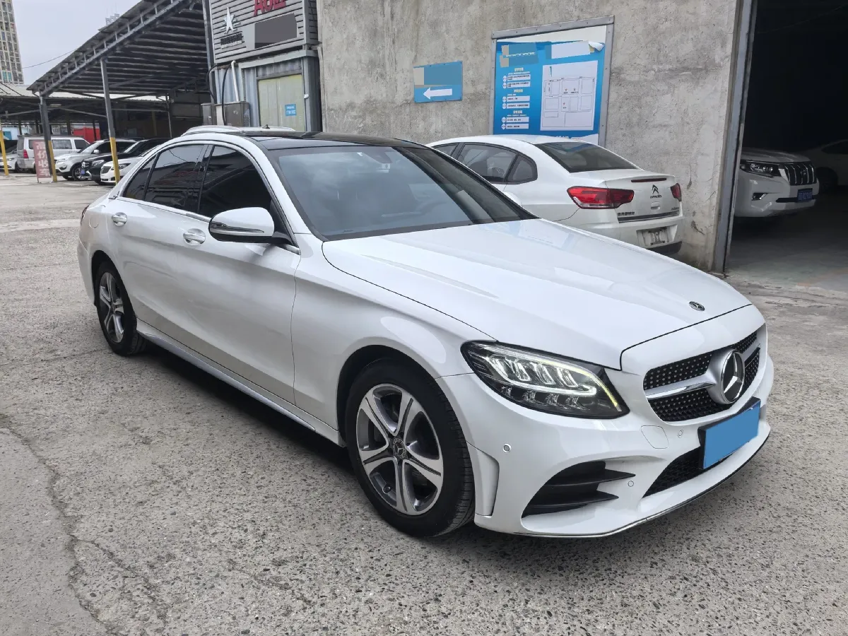 2020 Mercedes-Benz C Class 1.5T 184HP L4 9AT,autocango,china used car exporter,china ev exporter,chinese used car exporter,chinese used ev exporter