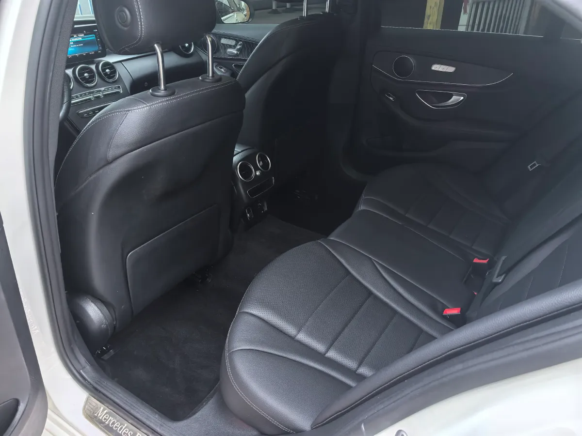 2020 Mercedes-Benz C Class 1.5T 184HP L4 9AT,autocango,china used car exporter,china ev exporter,chinese used car exporter,chinese used ev exporter