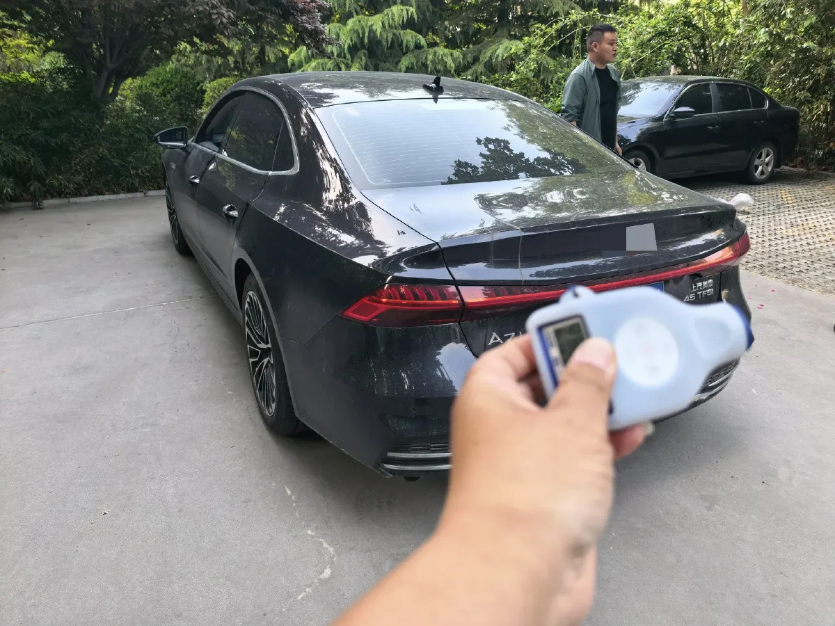 2024 Audi A7L 2.0T 245HP L4 7DCT,autocango,china used car exporter,china ev exporter,chinese used car exporter,chinese used ev exporter