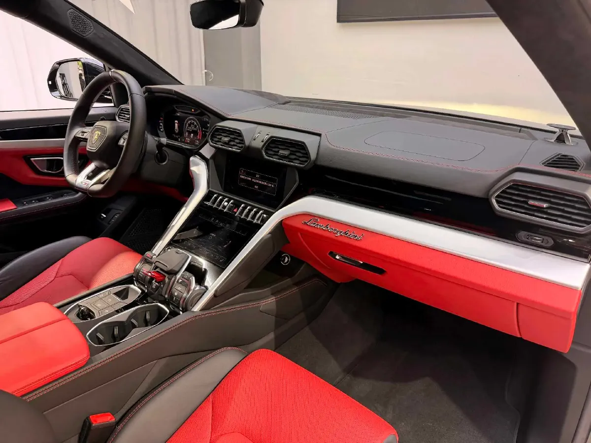 2018 Lamborghini Urus 4.0T 650HP V8 8AT,autocango,china used car exporter,china ev exporter,chinese used car exporter,chinese used ev exporter