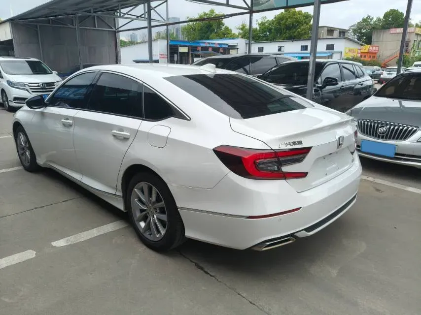2022 Honda Accord 1.5T 194HP L4 CVT,autocango,china used car exporter,china ev exporter,chinese used car exporter,chinese used ev exporter