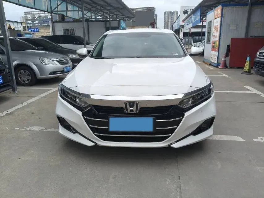2022 Honda Accord 1.5T 194HP L4 CVT,autocango,china used car exporter,china ev exporter,chinese used car exporter,chinese used ev exporter