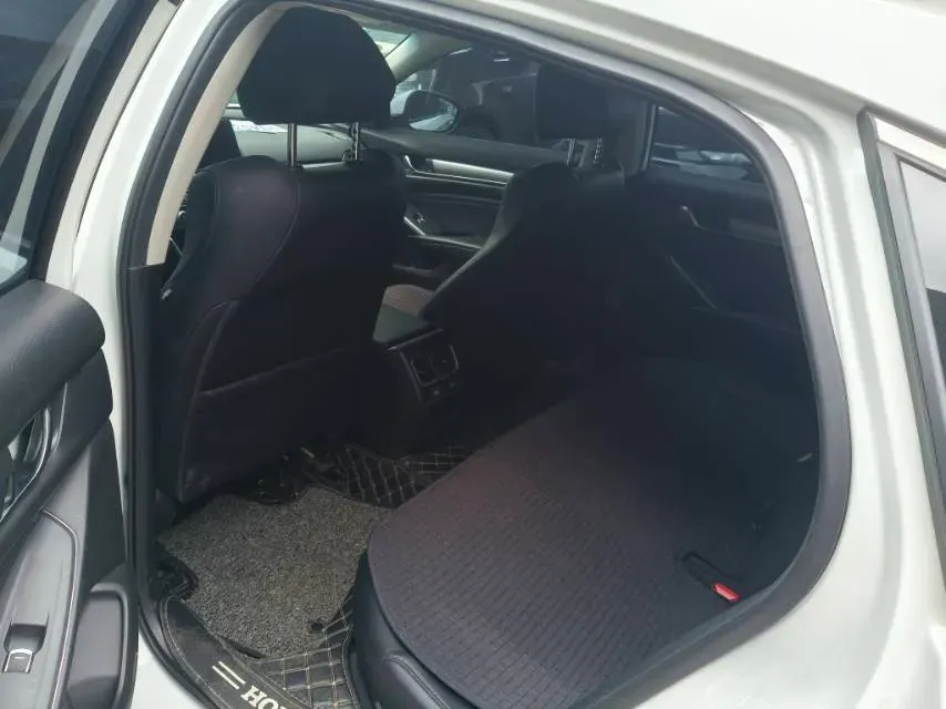 2022 Honda Accord 1.5T 194HP L4 CVT,autocango,china used car exporter,china ev exporter,chinese used car exporter,chinese used ev exporter