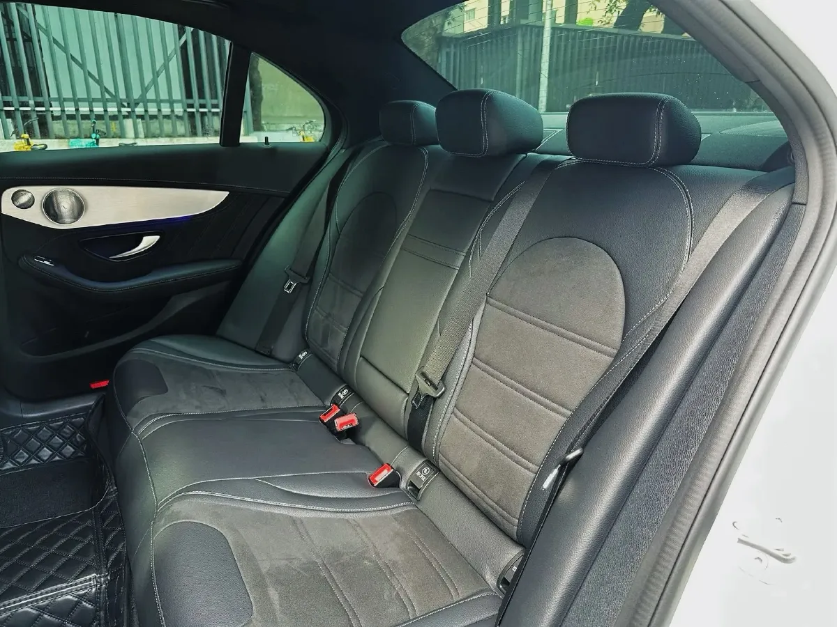 2021 Mercedes-Benz C AMG 4.0T 476HP V8 9AT,autocango,china used car exporter,china ev exporter,chinese used car exporter,chinese used ev exporter