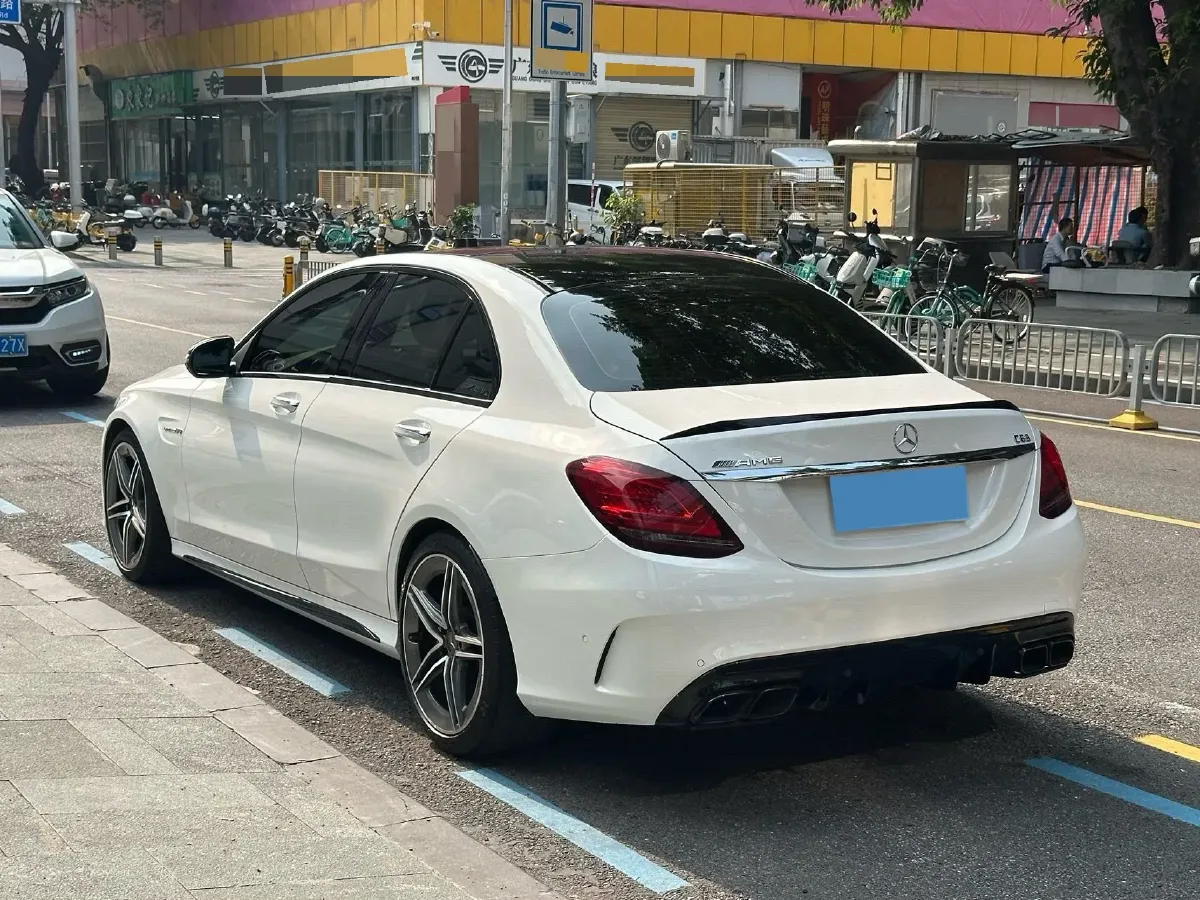 2021 Mercedes-Benz C AMG 4.0T 476HP V8 9AT,autocango,china used car exporter,china ev exporter,chinese used car exporter,chinese used ev exporter