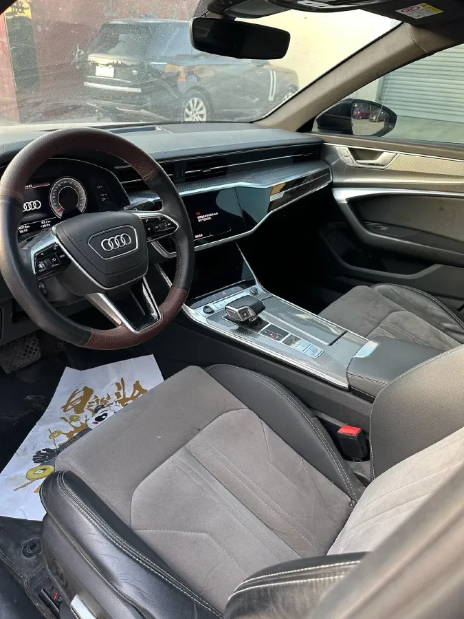 2023 Audi A6L 2.0T 190HP L4 7DCT,autocango,china used car exporter,china ev exporter,chinese used car exporter,chinese used ev exporter