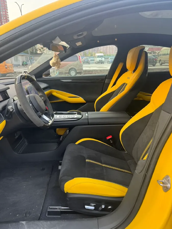 2025 MI SU7 Ultra BEV 93.7KWH,autocango,china used car exporter,china ev exporter,chinese used car exporter,chinese used ev exporter