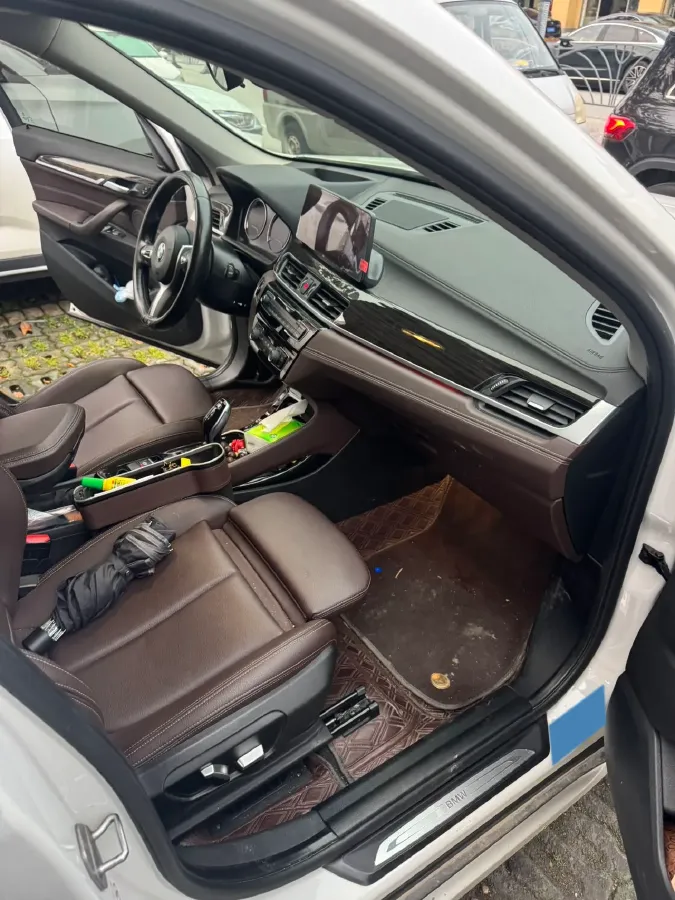 2021 BMW X1 2.0T 192HP L4 8AT,autocango,china used car exporter,china ev exporter,chinese used car exporter,chinese used ev exporter