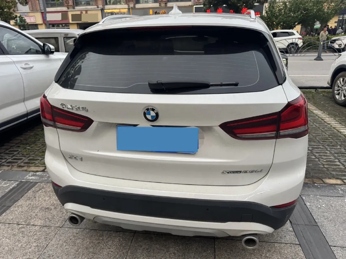 2021 BMW X1 2.0T 192HP L4 8AT,autocango,china used car exporter,china ev exporter,chinese used car exporter,chinese used ev exporter