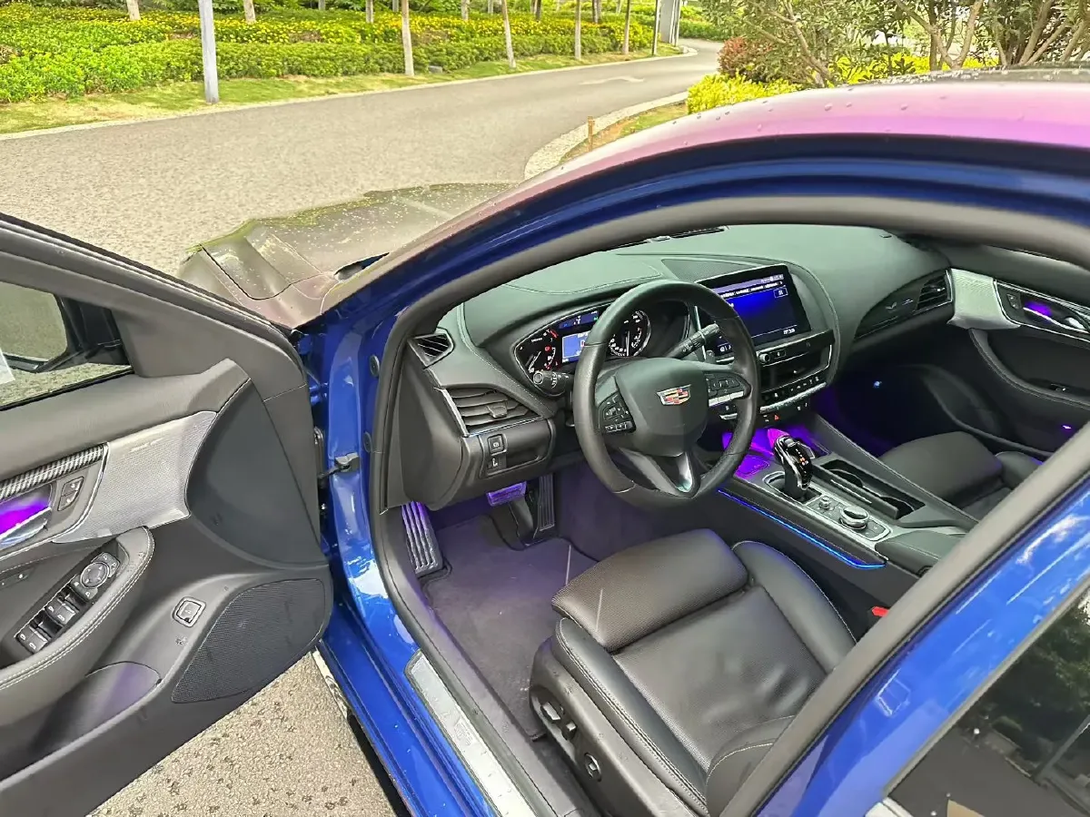 2020 Cadillac CT5 2.0T 237HP L4 10AT,autocango,china used car exporter,china ev exporter,chinese used car exporter,chinese used ev exporter