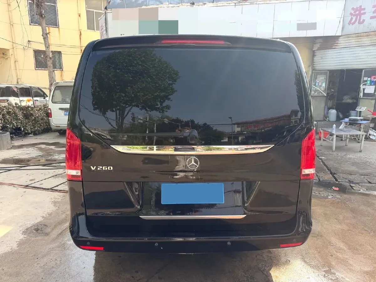 2021 Mercedes-Benz V Class 2.0T 211HP L4 9AT,autocango,china used car exporter,china ev exporter,chinese used car exporter,chinese used ev exporter