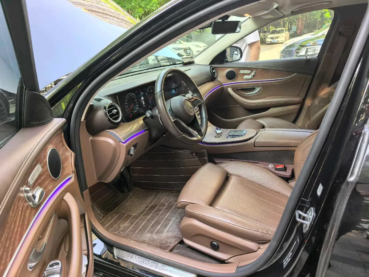 2022 Mercedes-Benz GLC Class 2.0T 258HP L4 9AT,autocango,china used car exporter,china ev exporter,chinese used car exporter,chinese used ev exporter