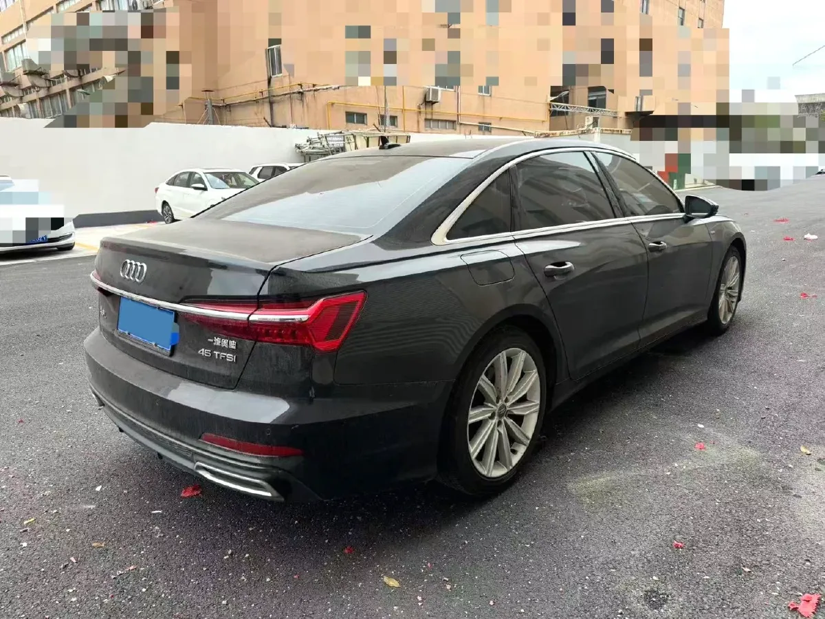 2021 Audi A6L 2.0T 224HP L4 7DCT,autocango,china used car exporter,china ev exporter,chinese used car exporter,chinese used ev exporter