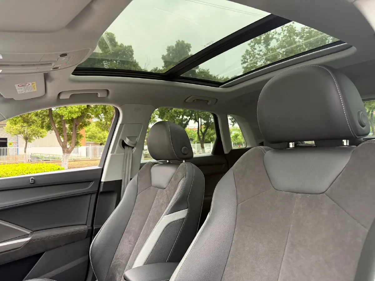 2022 Audi Q3 1.4T 150HP L4 7DCT,autocango,china used car exporter,china ev exporter,chinese used car exporter,chinese used ev exporter