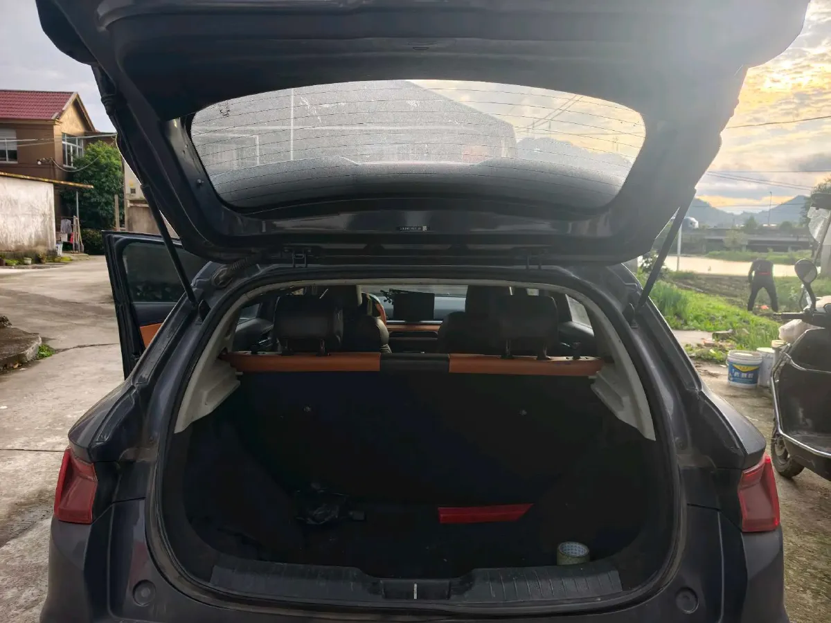 2021 MG Pilot 1.5T 173HP L4 7DCT,autocango,china used car exporter,china ev exporter,chinese used car exporter,chinese used ev exporter