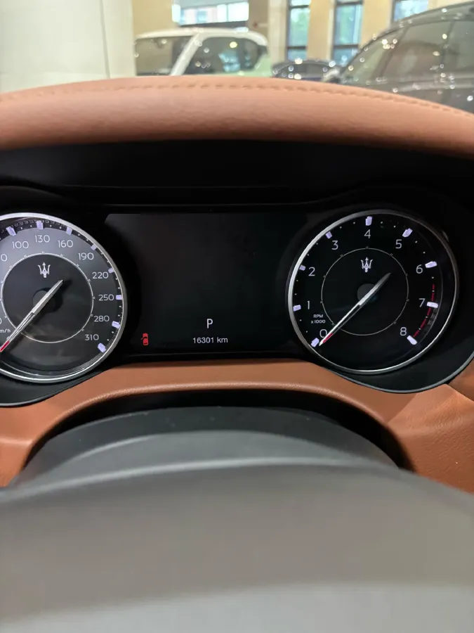 2022 Maserati Ghibli 3.0T 350HP V6 8AT,autocango,china used car exporter,china ev exporter,chinese used car exporter,chinese used ev exporter