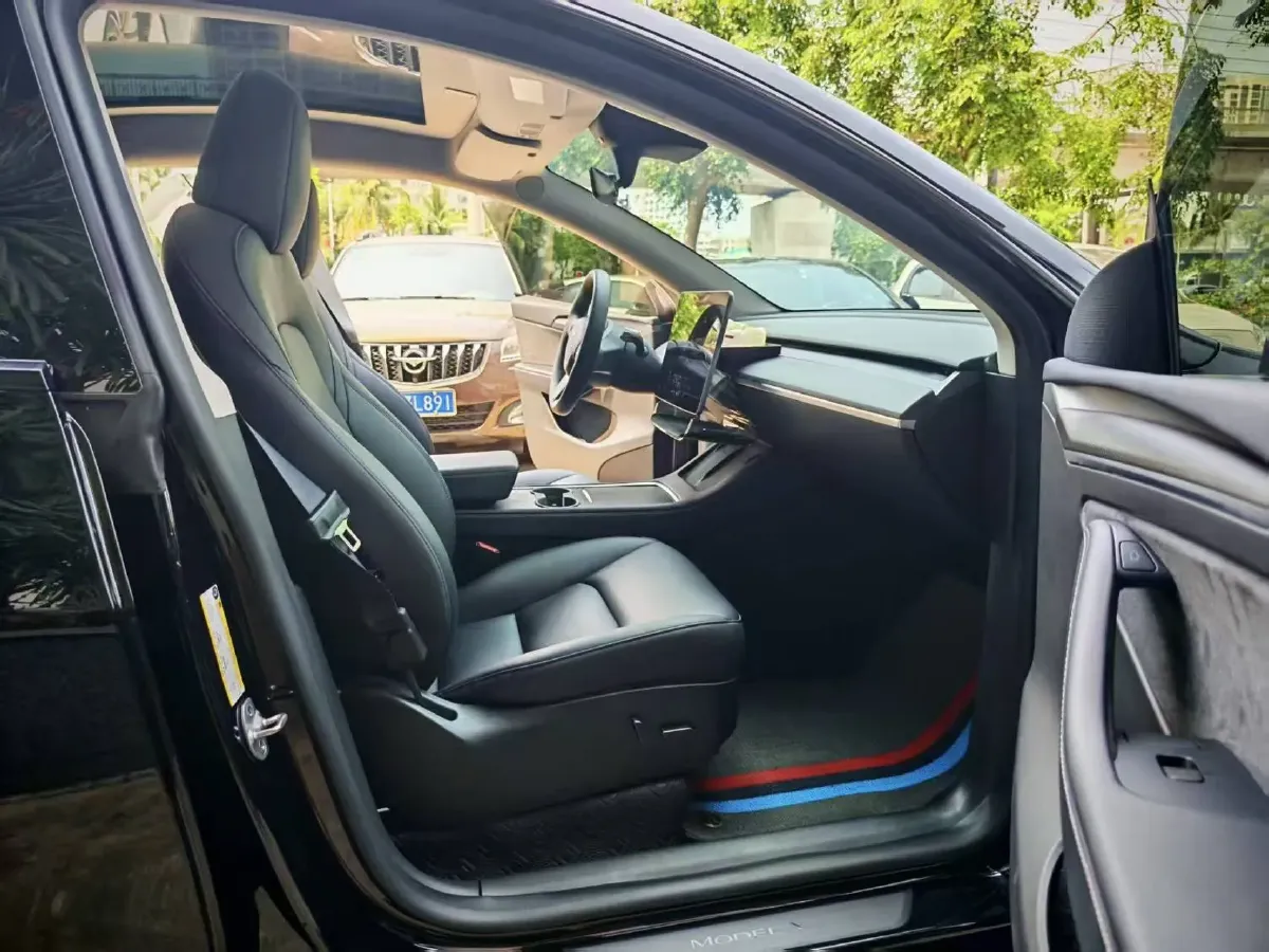 2022 Tesla Model Y BEV 60KWH,autocango,china used car exporter,china ev exporter,chinese used car exporter,chinese used ev exporter