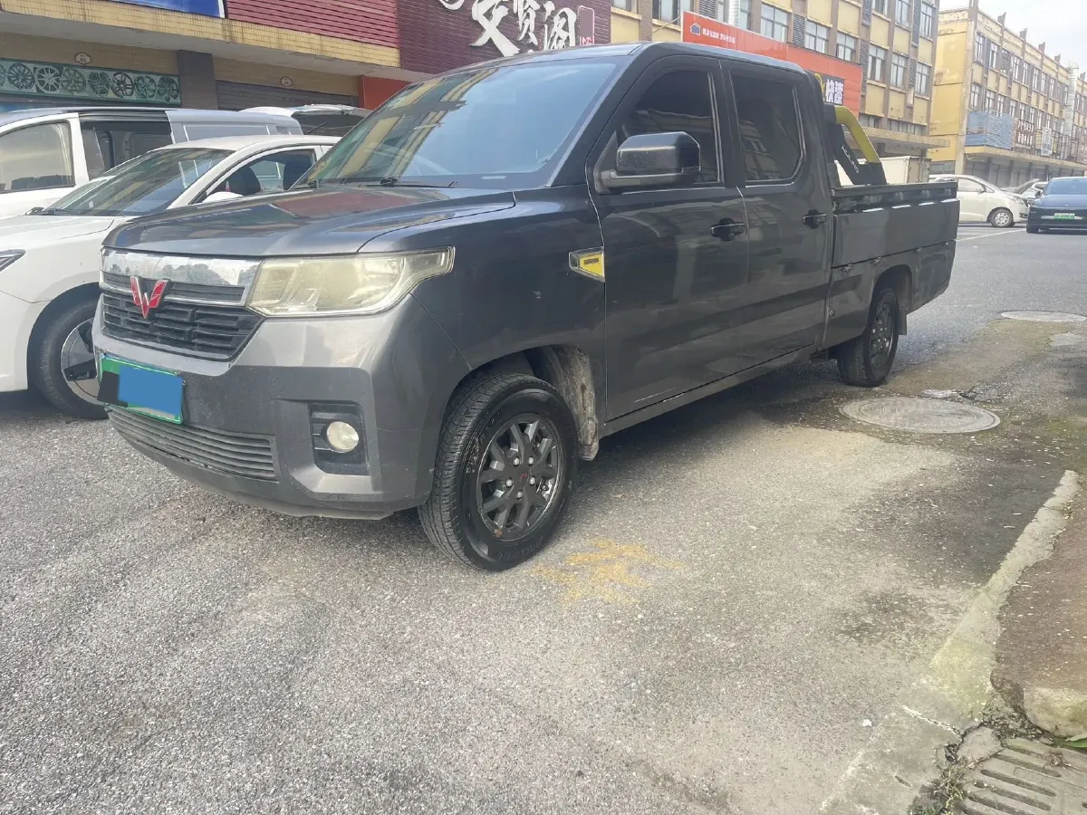 2021 WuLing ZhentTu 1.5L 99HP L4 5MT,autocango,china used car exporter,china ev exporter,chinese used car exporter,chinese used ev exporter