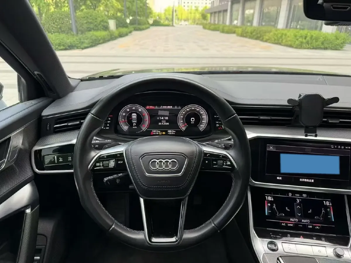 2023 Audi A6L 2.0T 245HP L4 7DCT,autocango,china used car exporter,china ev exporter,chinese used car exporter,chinese used ev exporter