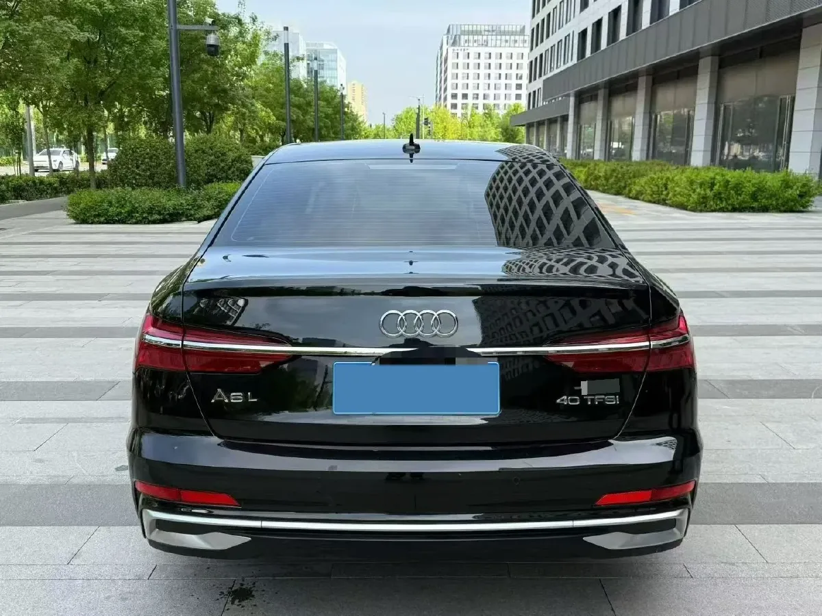 2023 Audi A6L 2.0T 245HP L4 7DCT,autocango,china used car exporter,china ev exporter,chinese used car exporter,chinese used ev exporter