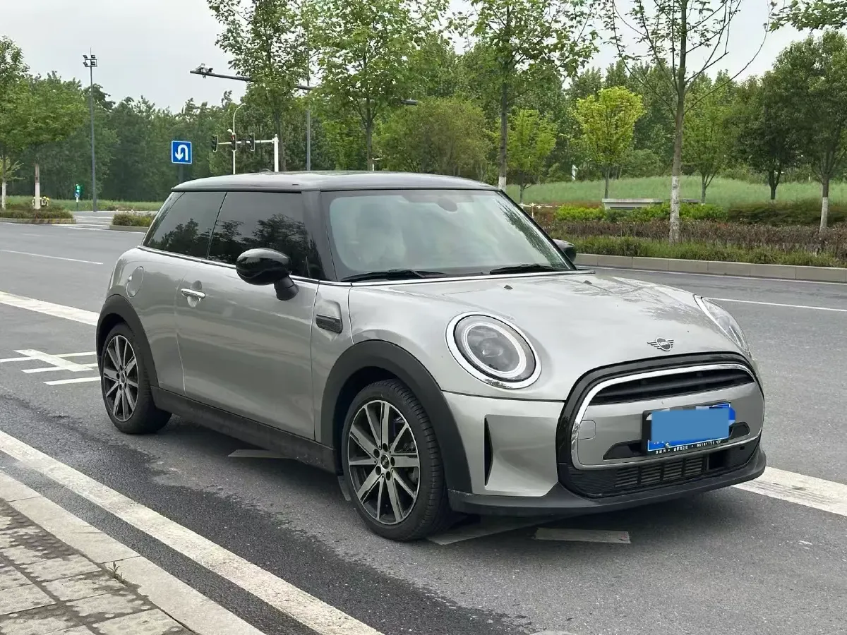 2023 MINI MINI 1.5T 136HP L3 7DCT,autocango,china used car exporter,china ev exporter,chinese used car exporter,chinese used ev exporter