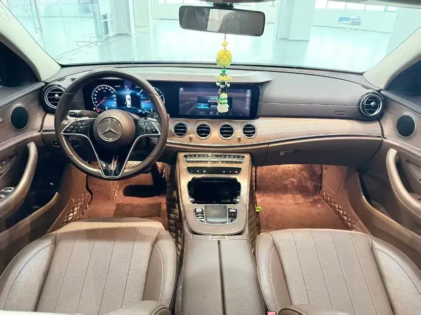 2021 Mercedes-Benz E Class 2.0T 258HP L4 9AT,autocango,china used car exporter,china ev exporter,chinese used car exporter,chinese used ev exporter