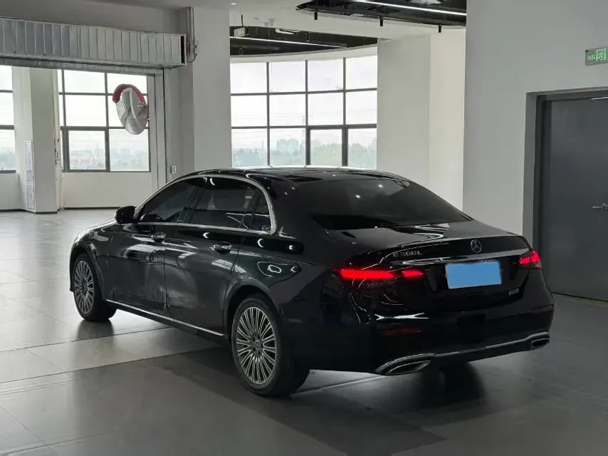2021 Mercedes-Benz E Class 2.0T 258HP L4 9AT,autocango,china used car exporter,china ev exporter,chinese used car exporter,chinese used ev exporter