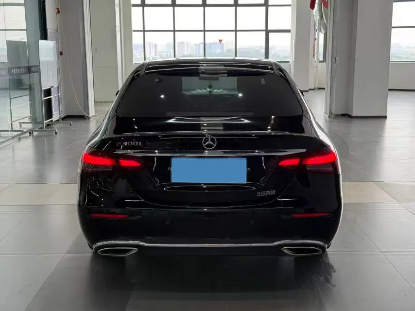 2021 Mercedes-Benz E Class 2.0T 258HP L4 9AT,autocango,china used car exporter,china ev exporter,chinese used car exporter,chinese used ev exporter