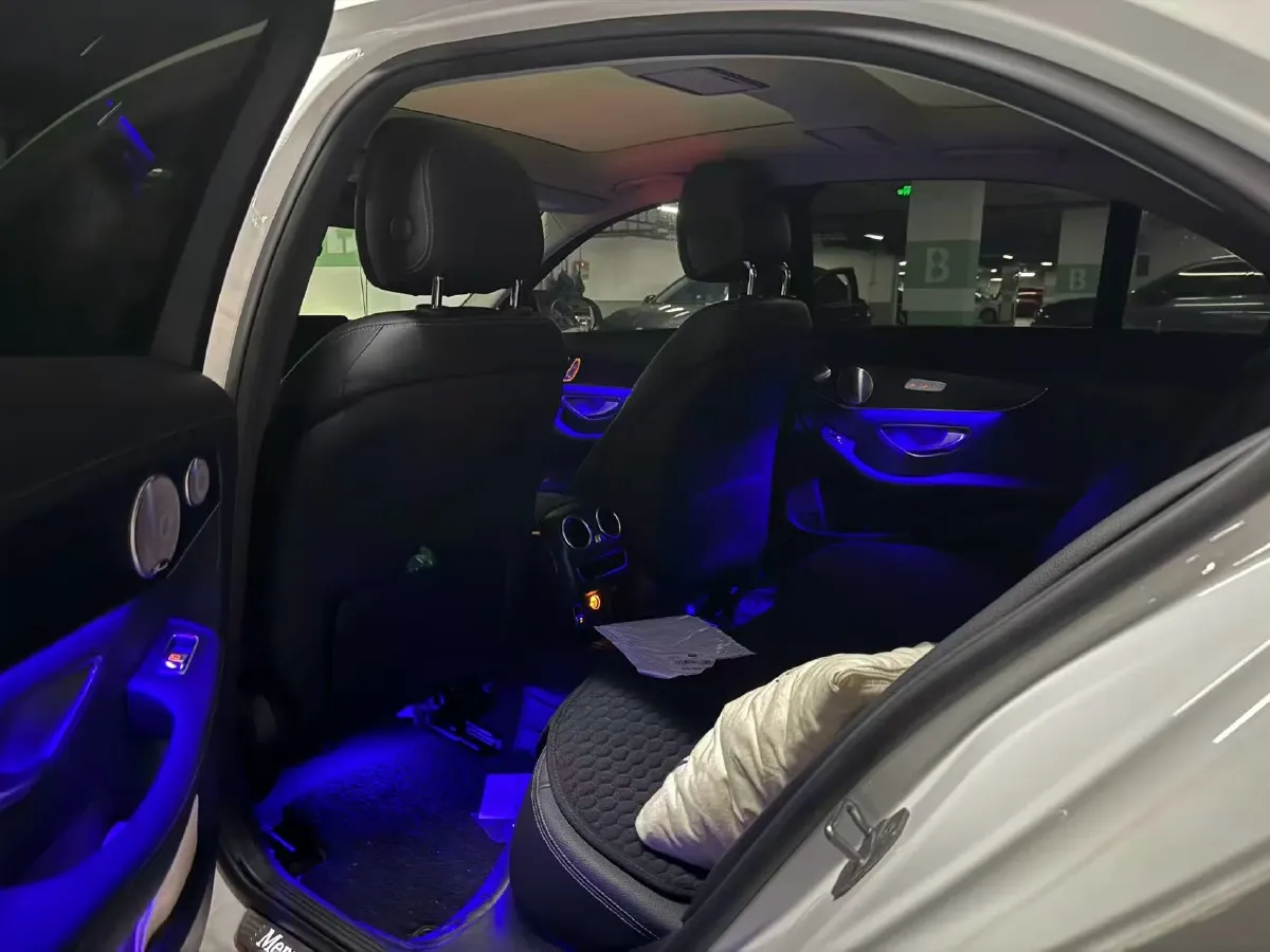 2021 Mercedes-Benz C Class 1.5T 184HP L4 9AT,autocango,china used car exporter,china ev exporter,chinese used car exporter,chinese used ev exporter