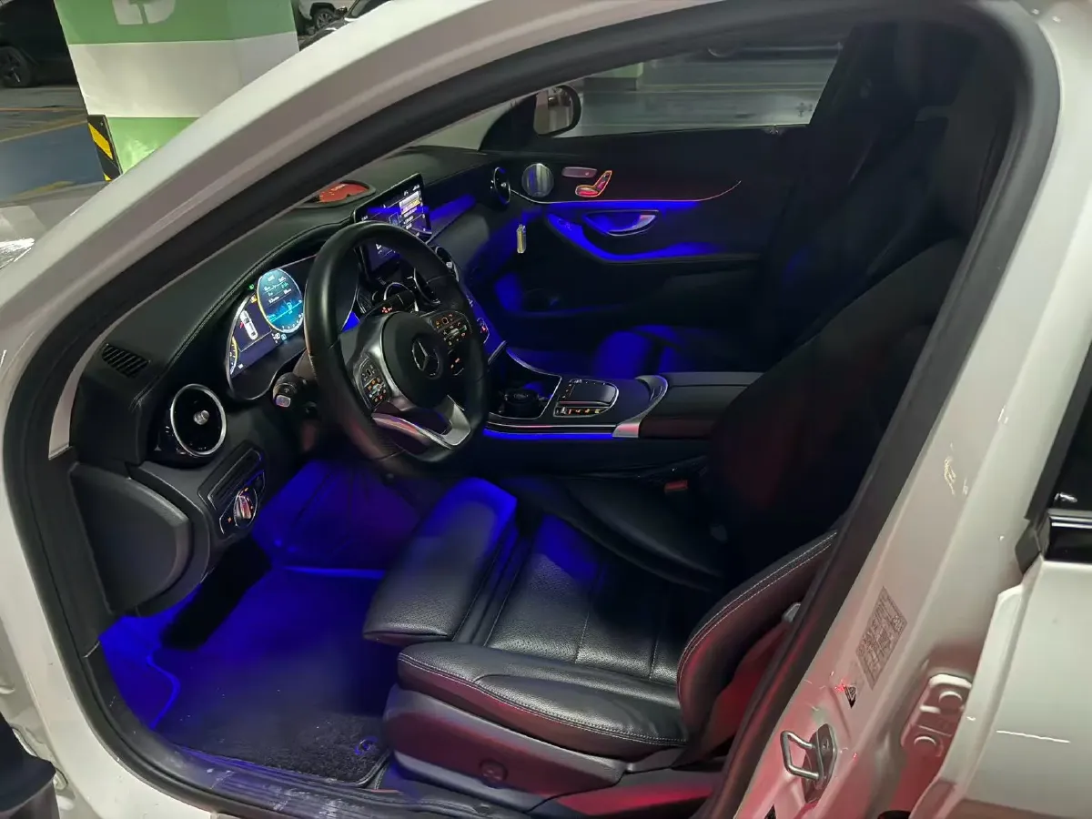 2021 Mercedes-Benz C Class 1.5T 184HP L4 9AT,autocango,china used car exporter,china ev exporter,chinese used car exporter,chinese used ev exporter