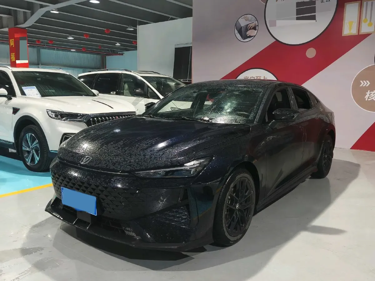 2024 ChangAn UNI-V 1.5T 188HP L4 7DCT,autocango,china used car exporter,china ev exporter,chinese used car exporter,chinese used ev exporter