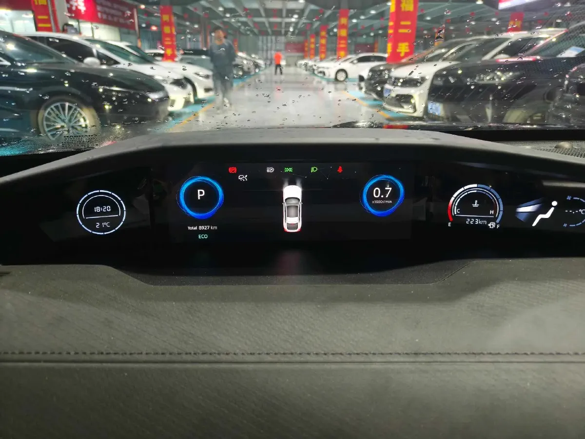 2024 ChangAn UNI-V 1.5T 188HP L4 7DCT,autocango,china used car exporter,china ev exporter,chinese used car exporter,chinese used ev exporter