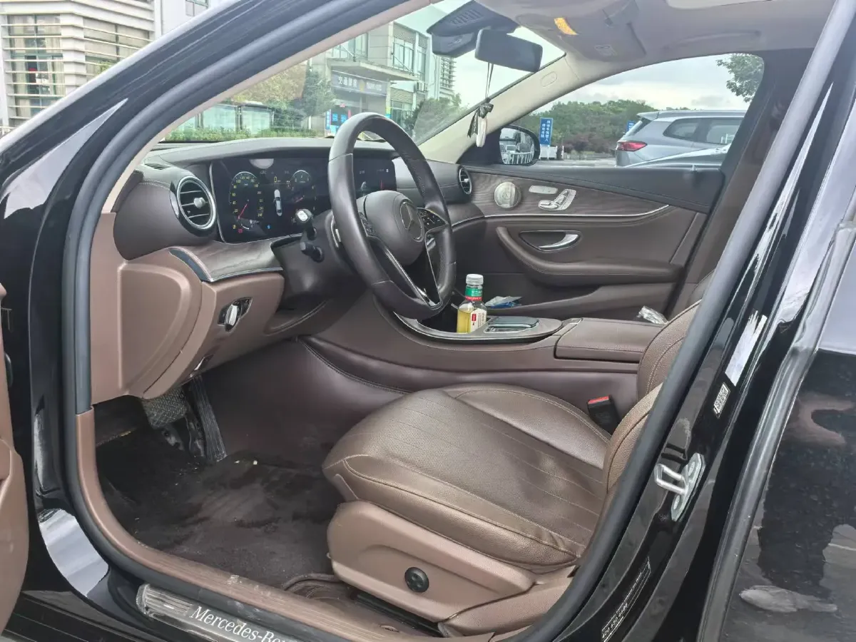 2023 Mercedes-Benz E Class 2.0T 258HP L4 9AT,autocango,china used car exporter,china ev exporter,chinese used car exporter,chinese used ev exporter