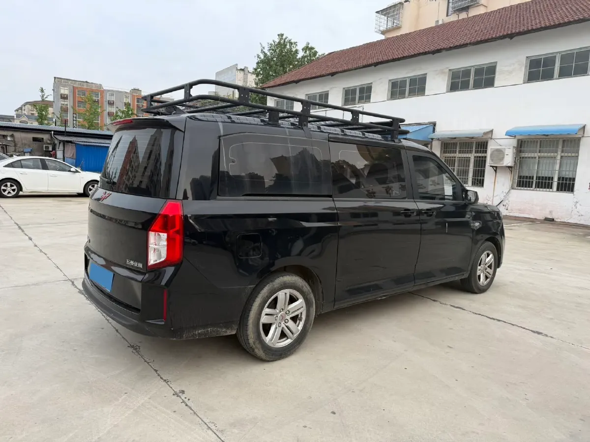 2021 WuLing ZhengChen 1.5T 147HP L4 6MT,autocango,china used car exporter,china ev exporter,chinese used car exporter,chinese used ev exporter