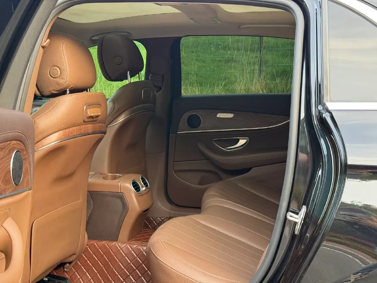 2020 Mercedes-Benz E Class 2.0T 258HP L4 9AT,autocango,china used car exporter,china ev exporter,chinese used car exporter,chinese used ev exporter