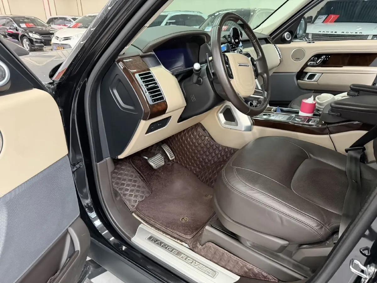2021 Land Rover Range Rover 3.0T 400HP L6 8AT,autocango,china used car exporter,china ev exporter,chinese used car exporter,chinese used ev exporter