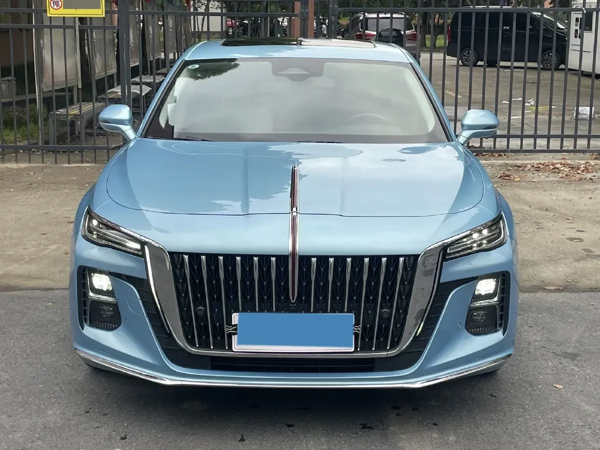 2023 HongQi HS5 2.0T 252HP L4 8AT,autocango,china used car exporter,china ev exporter,chinese used car exporter,chinese used ev exporter