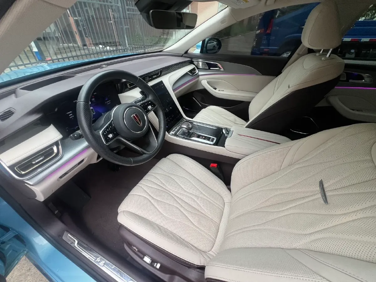 2023 HongQi HS5 2.0T 252HP L4 8AT,autocango,china used car exporter,china ev exporter,chinese used car exporter,chinese used ev exporter